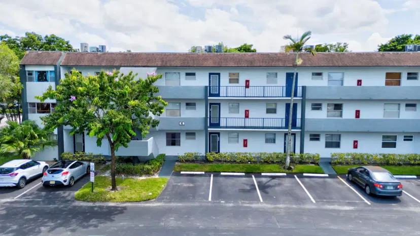 Picture of 8300 Sands Point Boulevard K101, Tamarac FL 33321