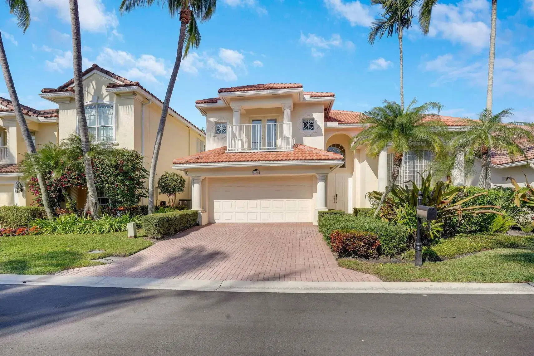 Picture of 703 Voyager Lane, North Palm Beach, FL 33410