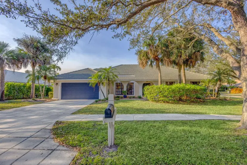 Picture of 6661 Lakeland Court, Jupiter FL 33458