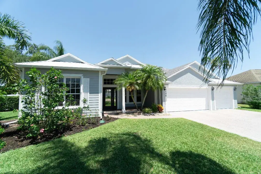 Picture of 2498 3Rd Place Sw, Vero Beach, FL 32962