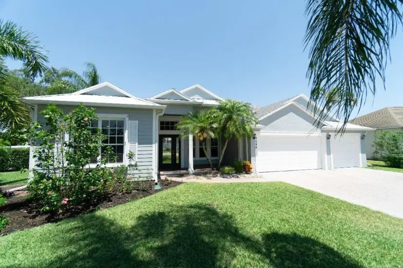 Picture of 2498 3Rd Place Sw, Vero Beach FL 32962