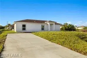 Picture of 380 Poplar Street, Lehigh Acres FL 33974