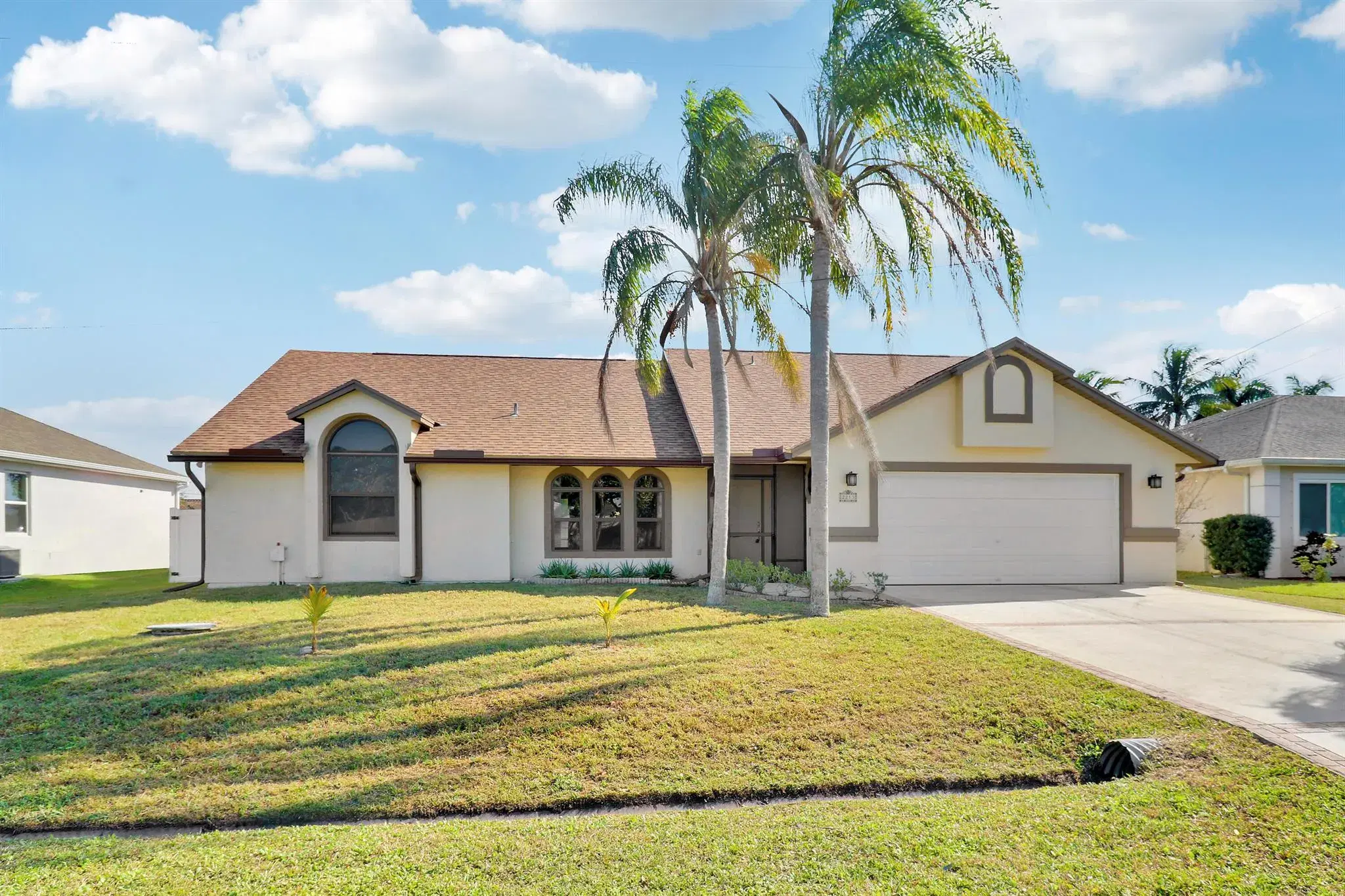 Picture of 2213 SE Rock Springs Drive, Port St Lucie, FL 34952