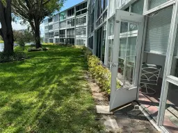 Picture of 1051 Cambridge C 1051, Deerfield Beach, FL 33442