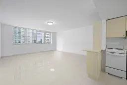 Picture of 999 Brickell Bay Dr 1909, Miami, FL 33131