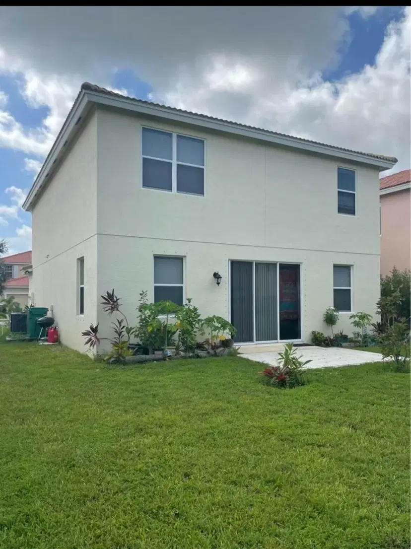 Picture of 730 NW Leonardo Circle, Port St Lucie FL 34986