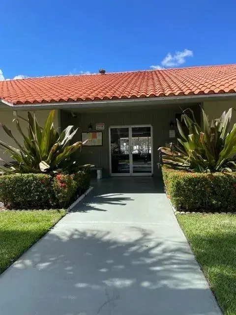 Picture of 1830 N Lauderdale Ave 4112, North Lauderdale, FL 33068