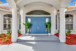 Picture of 985 Whippoorwill Isle S, West Palm Beach, FL 33411