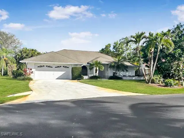 Picture of 1140 Moon Lake Dr, Naples FL 34104