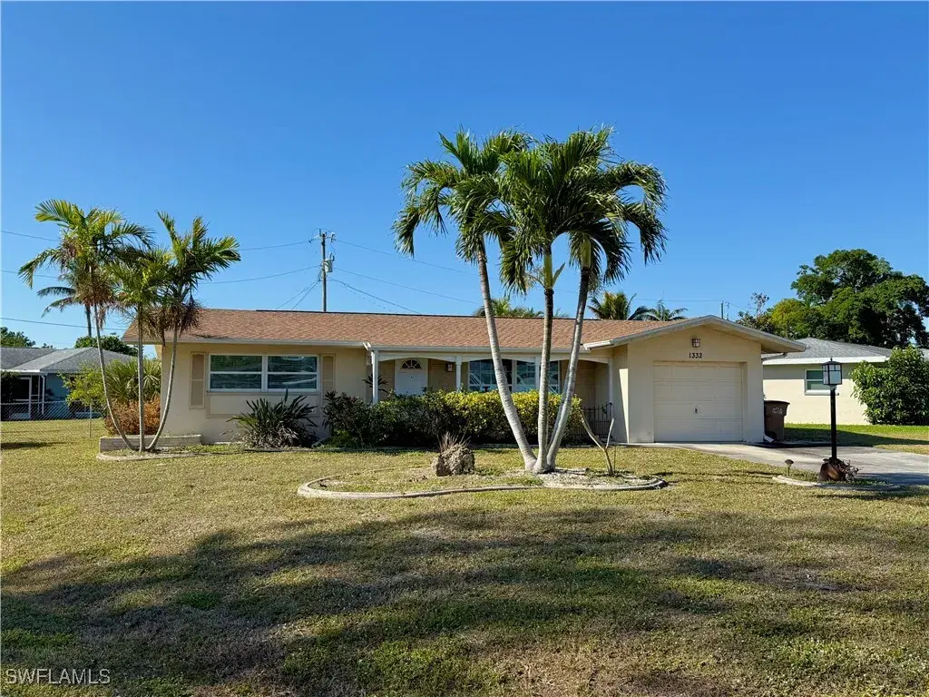 Picture of 1332 SE 44Th St, Cape Coral, FL 33904