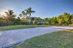 Picture of 6425 Royal Palm Beach Boulevard, The Acreage, FL 33412