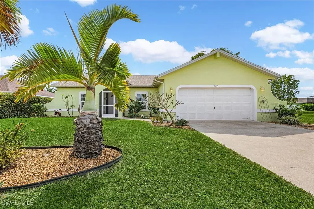 Picture of 226 SW Trafalgar Pkwy, Cape Coral, FL 33991