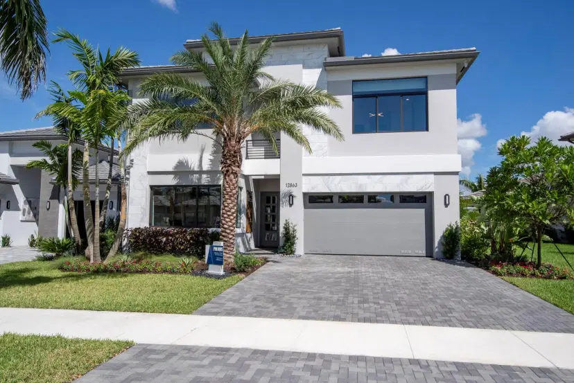 Picture of 10040 Heron Flock Drive, Palm Beach Gardens FL 33412