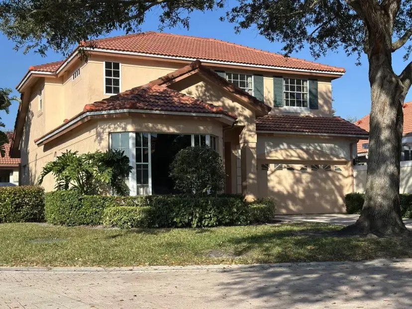 Picture of 36 Monterey Pointe Drive, Palm Beach Gardens FL 33418