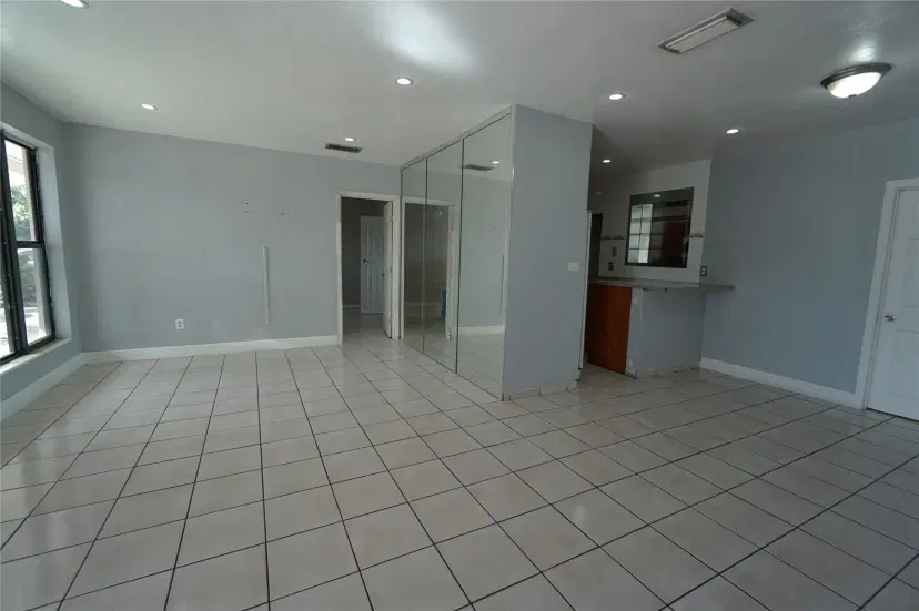 Picture of 5785 NW 113Th Ter, Hialeah FL 33012