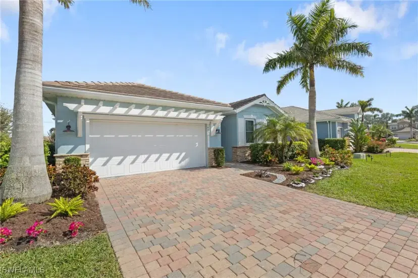 Picture of 14837 Windward Ln, Naples FL 34114