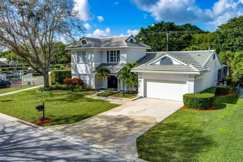 Picture of 10272 Hunt Club Lane, Palm Beach Gardens FL 33418