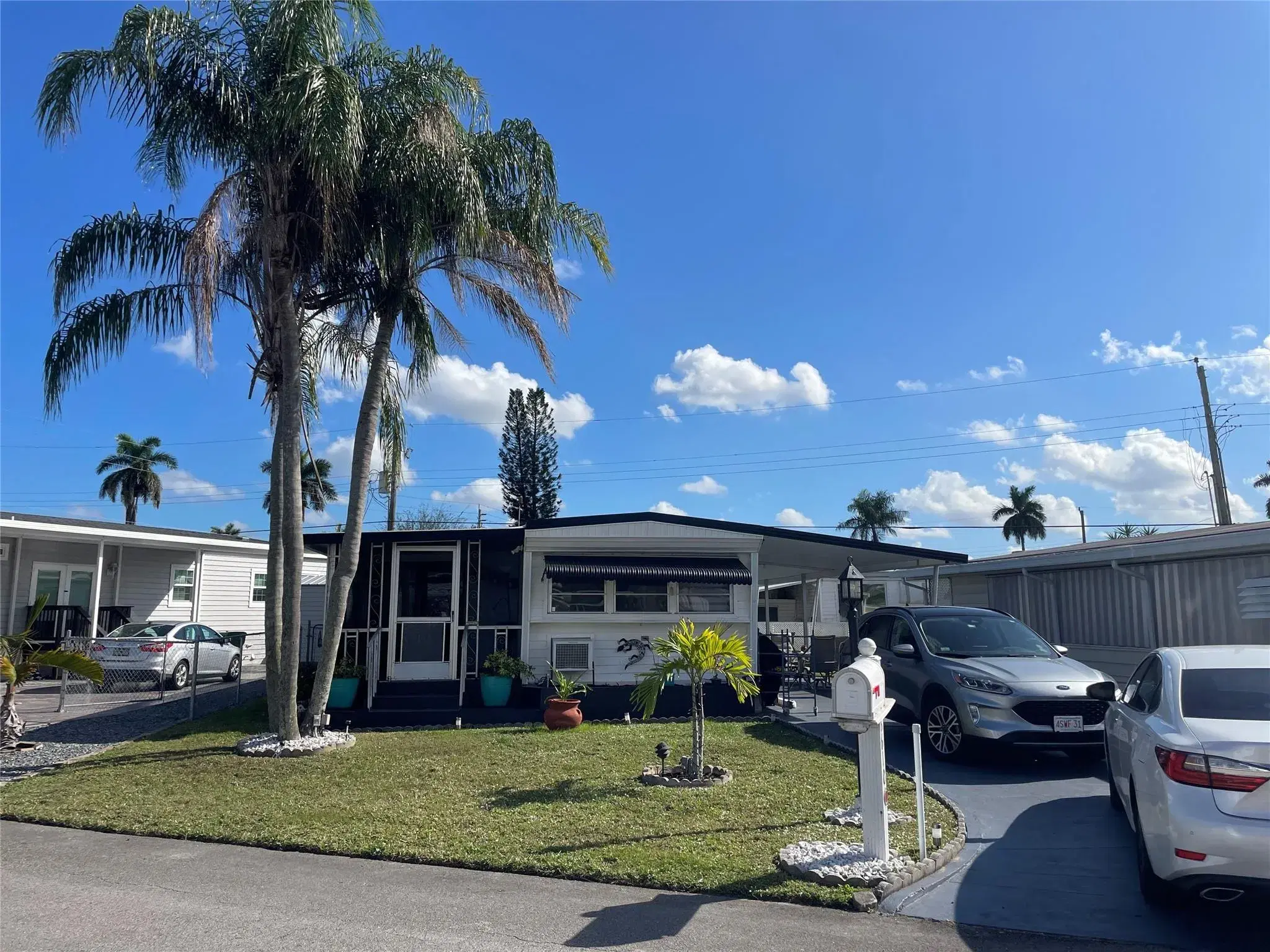 Picture of 8610 SW 18Th Ct, Davie, FL 33324