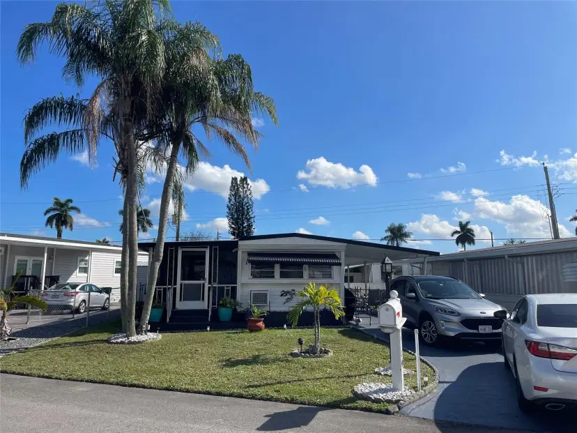 Picture of 8610 SW 18Th Ct, Davie FL 33324