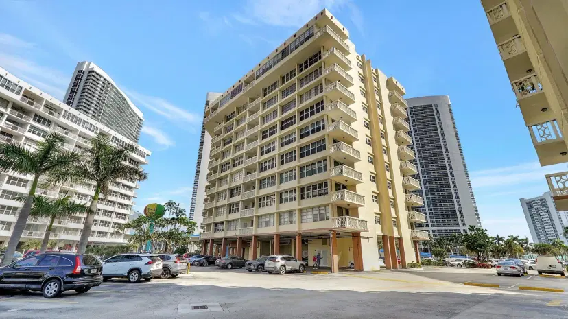 Picture of 1825 S Ocean Dr Drive 908, Hallandale Beach FL 33009