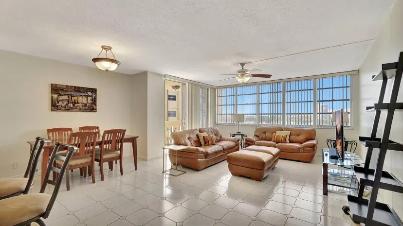 Picture of 1825 S Ocean Dr Drive 908, Hallandale Beach FL 33009