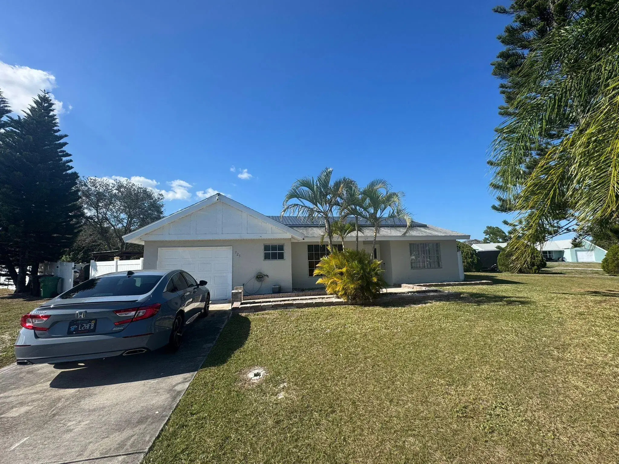 Picture of 325 SW Bridgeport Drive, Port St Lucie, FL 34953