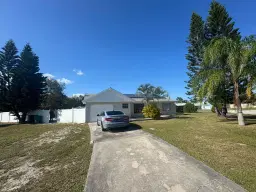 Picture of 325 SW Bridgeport Drive, Port St Lucie, FL 34953