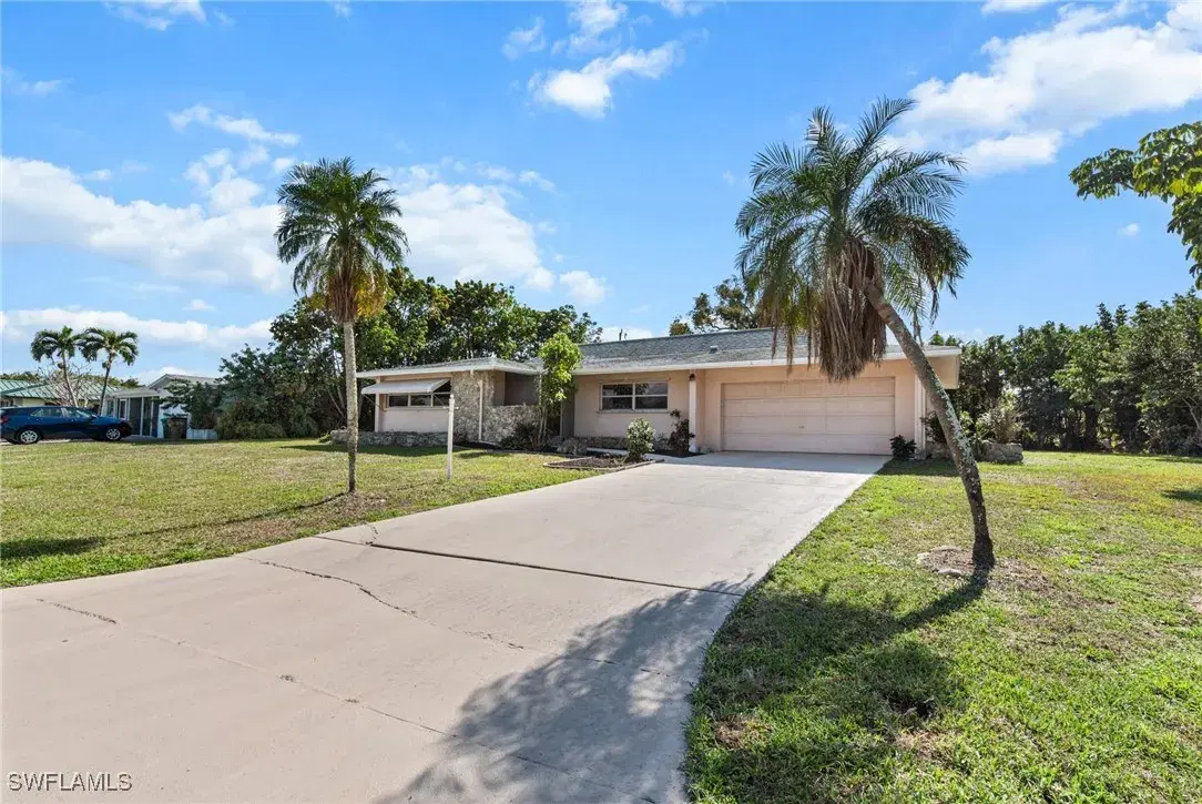 Picture of 4412 SE 13Th Pl, Cape Coral, FL 33904