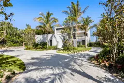 Picture of 75 N Beach Road, Jupiter Island, FL 33455