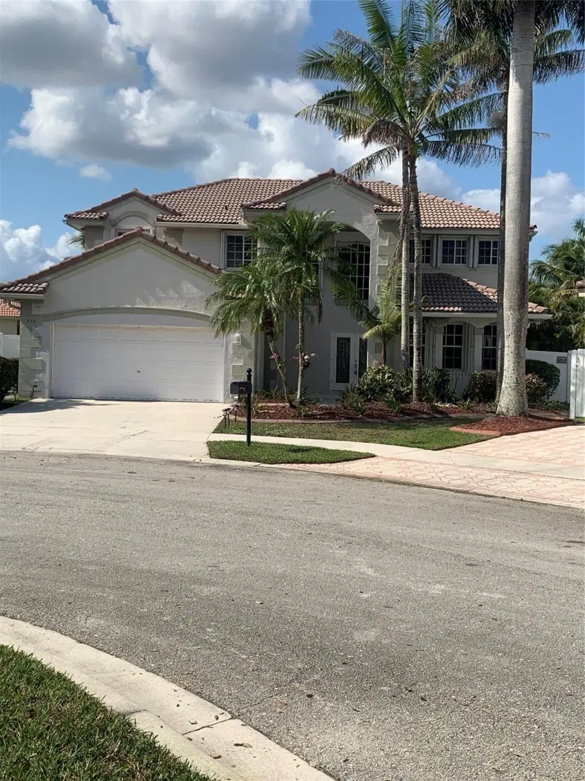 Picture of 936 Greenwood Rd, Weston FL 33327