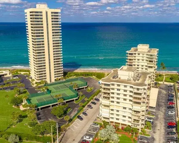 Picture of 5480 N Ocean Drive B1A, Singer Island, FL 33404