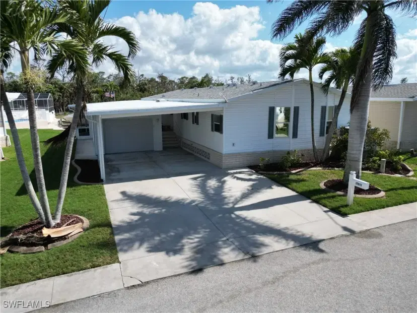 Picture of 17511 Canal Cove Ct, Fort Myers Beach FL 33931