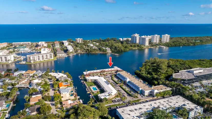 Picture of 711 NE Harbour Ter 410, Boca Raton FL 33431