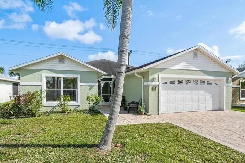 Picture of 6612 Alemendra Street, Fort Pierce, FL 34951