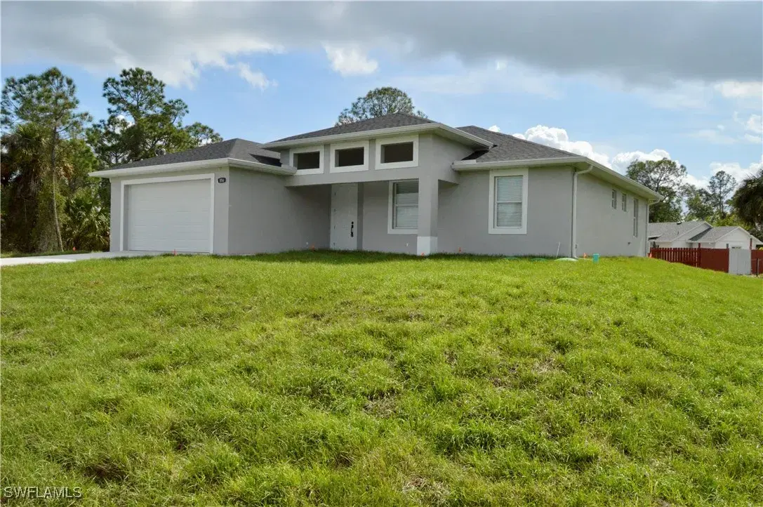 Picture of 856 Sunrise Blvd, Lehigh Acres, FL 33974