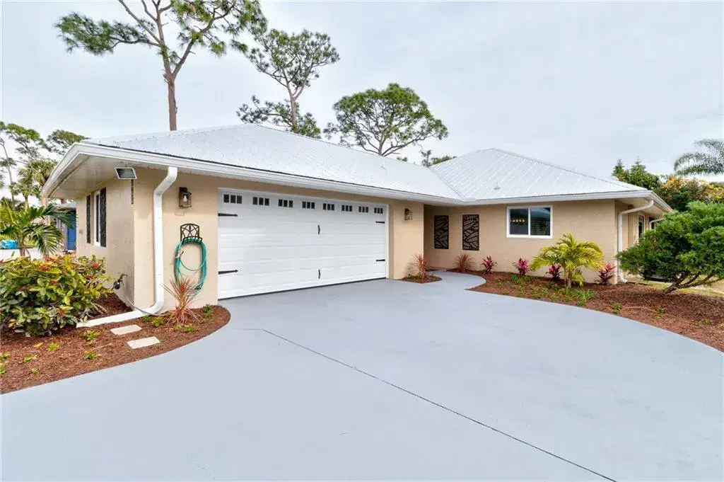 Picture of 349 Easy Street, Sebastian, FL 32958