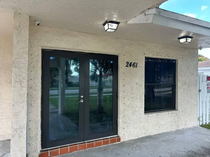 Picture of 2461 NW 14Th St, Fort Lauderdale FL 33311