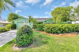 Picture of 696 Lakewoode Circle E, Delray Beach, FL 33445