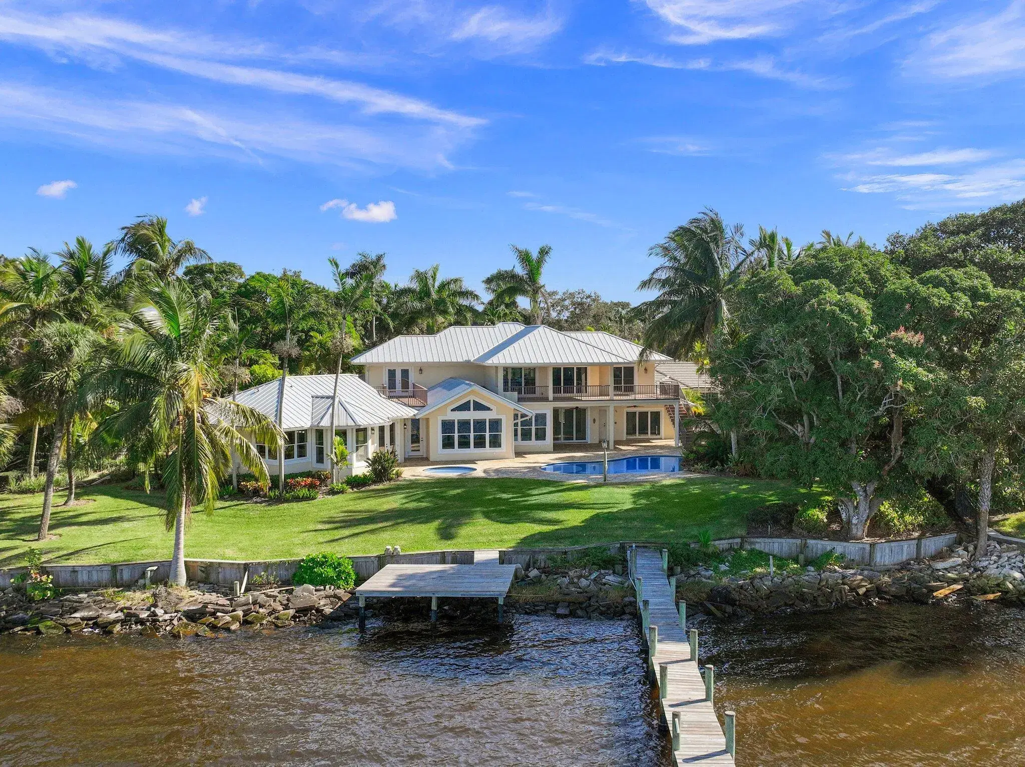 Picture of 1341 SE Riverside Drive, Stuart, FL 34996