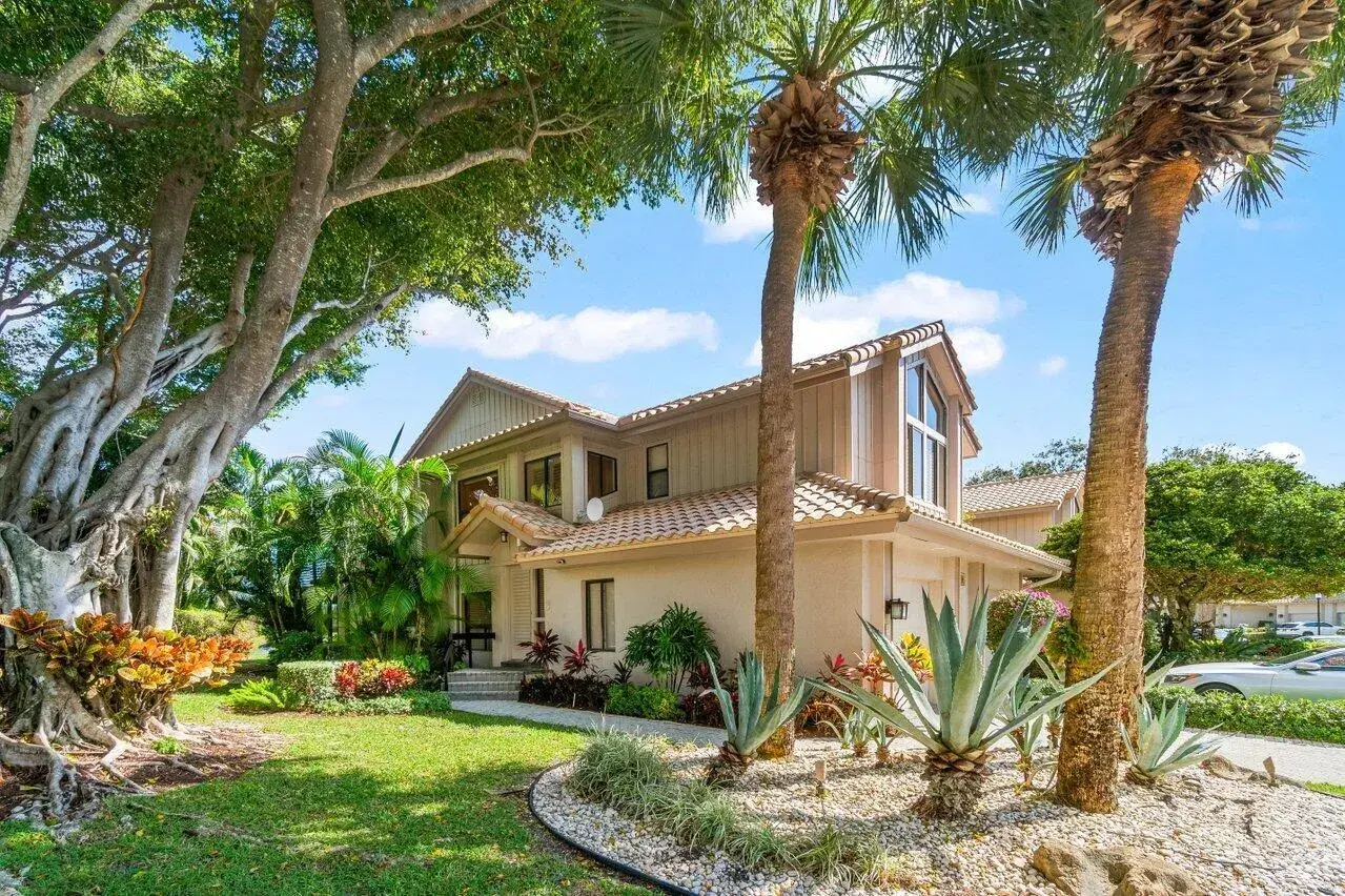 Picture of 16898 Isle Of Palms Drive B, Delray Beach, FL 33484