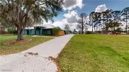 Picture of 712 Lake Betty Dr, Lake Placid, FL 33852