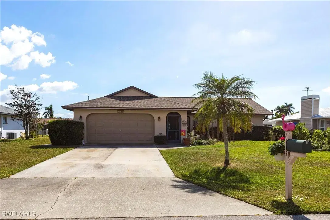 Picture of 2124 SE 15Th St, Cape Coral, FL 33990