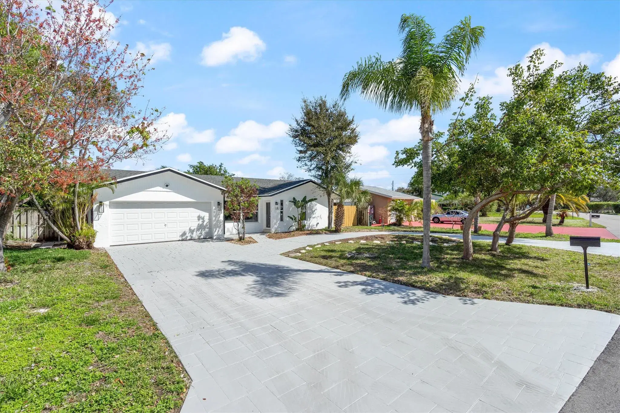 Picture of 635 Kingbird Circle, Delray Beach, FL 33444