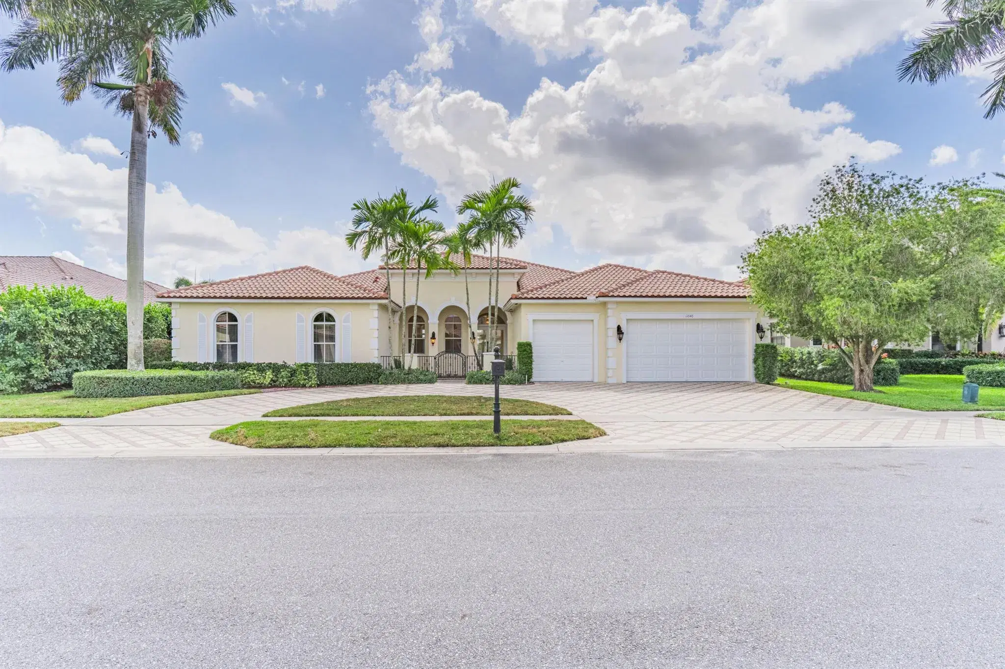 Picture of 11646 Sunrise View Lane, Wellington, FL 33449