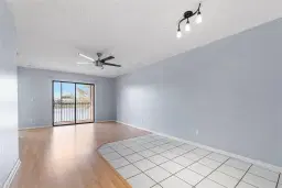 Picture of 1040 NW 106Th Ter 203, Hollywood, FL 33026