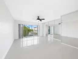 Picture of 329 Se 3 305P, Hallandale Beach, FL 33009