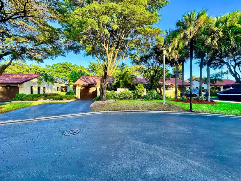 Picture of 21696 Tall Palm Circle 9-A, Boca Raton FL 33433