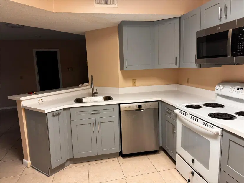 Picture of 8701 Wiles Rd 203, Coral Springs FL 33067