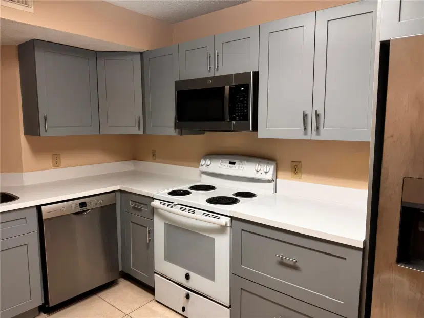 Picture of 8701 Wiles Rd 203, Coral Springs FL 33067