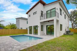 Picture of 1517 N Lakeside Drive, Lake Worth Beach, FL 33460